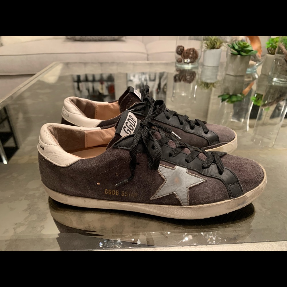 Golden goose superstars size 40